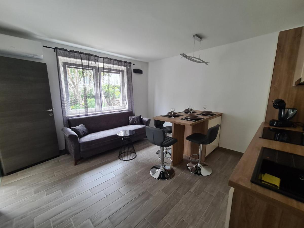 Apartman Nika Crikvenica Exterior foto